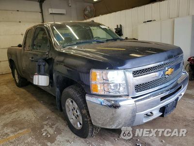 Czwarte zdjęcie samochodu z boku: 2013 CHEVROLET SILVERADO K1500 LT VIN:1GCRKSE77DZ207652 - miniatura