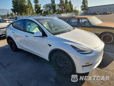 Czwarte zdjęcie samochodu z boku: 2020 TESLA MODEL Y VIN:5YJYGDEE7LF046148 - miniatura