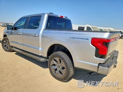 Drugie zdjęcie samochodu z przodu: 2025 FORD F150 LIGHTNING LARIAT VIN:1FT6W5L75SWG20308 - miniatura