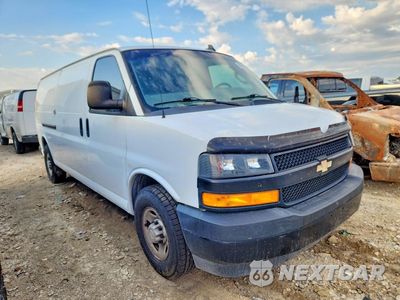 Czwarte zdjęcie samochodu z boku: 2018 CHEVROLET EXPRESS 3500 VIN:1GCZGHFG2J1179854 - miniatura