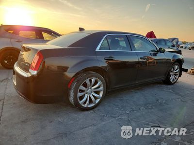 Trzecie zdjęcie samochodu z tyłu: 2019 CHRYSLER 300 VIN:2C3CCAAG9KH661180 - miniatura