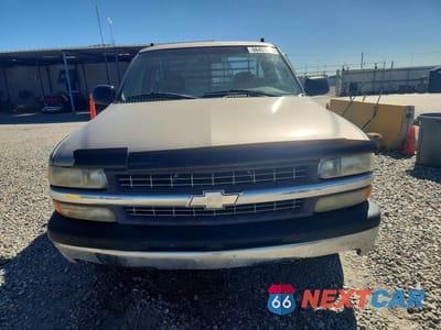 Piąte zdjęcie samochodu w środku: 2000 CHEVROLET SILVERADO C1500 VIN:1GCEC14W5YZ229749 - miniatura