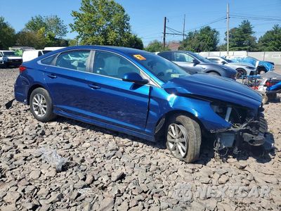 Czwarte zdjęcie samochodu z boku: 2019 HYUNDAI SONATA SE VIN:5NPE24AF2KH748569 - miniatura