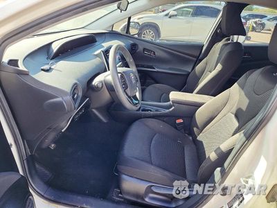 Zdjęcie 7 z 12 samochodu: 2020 TOYOTA PRIUS LE AWD-E VIN:JTDL9RFU2L3017869 - miniatura