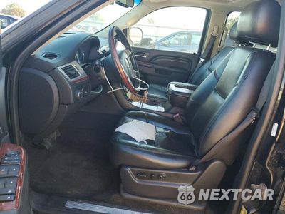 Zdjęcie 7 z 13 samochodu: 2014 CADILLAC ESCALADE ESV LUXURY VIN:1GYS4HEF5ER117790 - miniatura