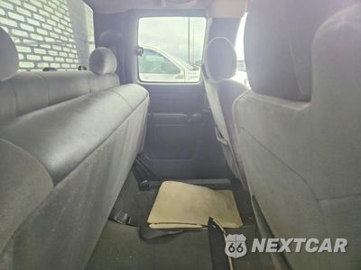 Zdjęcie 10 z 12 samochodu: 2004 GMC NEW SIERRA C1500 VIN:2GTEC19T041255855 - miniatura