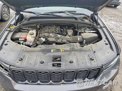 Zdjęcie 12 z 13 samochodu: 2025 JEEP GRAND CHEROKEE LAREDO VIN:1C4RJHAGXSC297262 - miniatura
