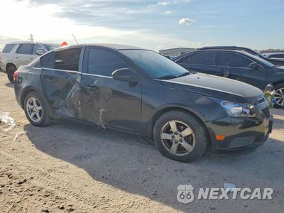 Czwarte zdjęcie samochodu z boku: 2012 CHEVROLET CRUZE LT VIN:1G1PE5SC9C7310849 - miniatura