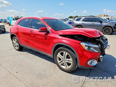 Czwarte zdjęcie samochodu z boku: 2018 MERCEDES-BENZ GLA 250 VIN:WDCTG4EB1JJ451809 - miniatura