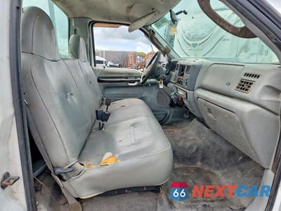 Zdjęcie 10 z 12 samochodu: 2003 FORD F350 SUPER DUTY VIN:1FTWF32SX3ED84823 - miniatura