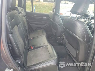 Zdjęcie 11 z 13 samochodu: 2023 JEEP GRAND CHEROKEE LAREDO VIN:1C4RJHAG3P8900787 - miniatura