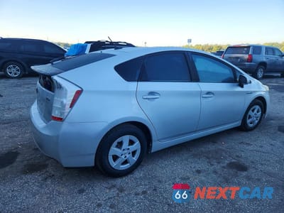 Trzecie zdjęcie samochodu z tyłu: 2010 TOYOTA PRIUS II VIN:JTDKN3DU2A1013613 - miniatura