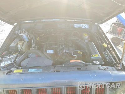 Zdjęcie 11 z 12 samochodu: 2001 JEEP CHEROKEE SPORT VIN:1J4FF48S21L564796 - miniatura
