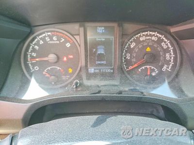 Zdjęcie 9 z 12 samochodu: 2021 TOYOTA TACOMA SR VIN:5TFAX5GN7MX194487 - miniatura