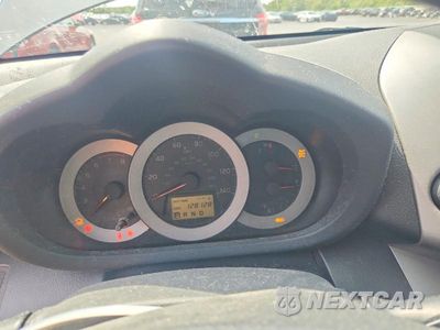Zdjęcie 9 z 12 samochodu: 2006 TOYOTA RAV4 SPORT VIN:JTMBD32V565008159 - miniatura