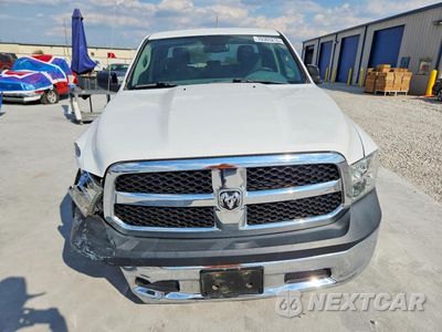 Piąte zdjęcie samochodu w środku: 2018 RAM 1500 ST VIN:1C6RR6FG9JS201882 - miniatura