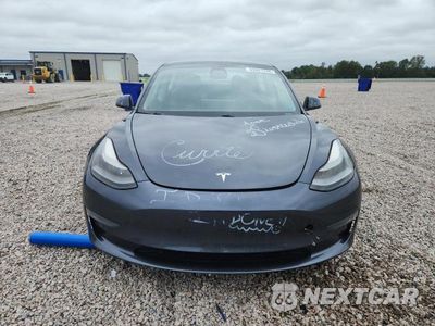 Piąte zdjęcie samochodu w środku: 2021 TESLA MODEL 3 VIN:5YJ3E1EB5MF979052 - miniatura