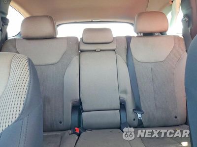 Zdjęcie 10 z 14 samochodu: 2019 HYUNDAI SANTA FE SE VIN:5NMS23AD8KH066112 - miniatura