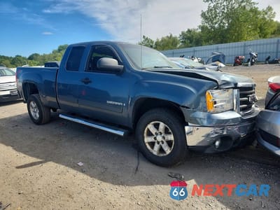 Czwarte zdjęcie samochodu z boku: 2008 GMC SIERRA K1500 VIN:2GTEK19J181106944 - miniatura