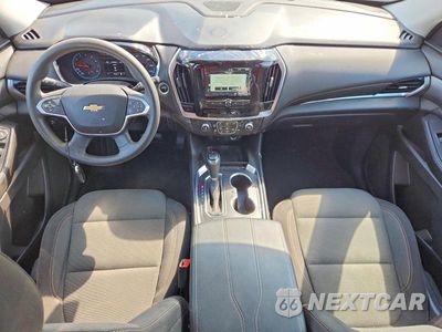 Zdjęcie 8 z 13 samochodu: 2019 CHEVROLET TRAVERSE LS VIN:1GNERFKW6KJ244806 - miniatura
