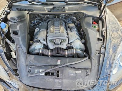 Zdjęcie 12 z 13 samochodu: 2014 PORSCHE CAYENNE TURBO VIN:WP1AC2A24ELA87669 - miniatura