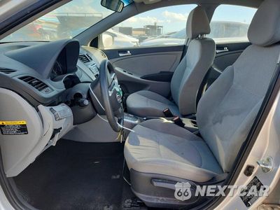 Zdjęcie 7 z 12 samochodu: 2014 HYUNDAI ACCENT GLS VIN:KMHCT4AE8EU760095 - miniatura