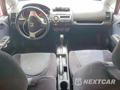 Zdjęcie 8 z 13 samochodu: 2008 HONDA FIT VIN:JHMGD38498S067531 - miniatura