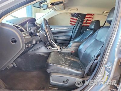 Zdjęcie 7 z 13 samochodu: 2018 CHRYSLER 300 LIMITED VIN:2C3CCAEG0JH152569 - miniatura