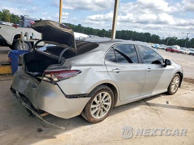 Trzecie zdjęcie samochodu z tyłu: 2021 TOYOTA CAMRY LE VIN:4T1C11AK7MU439772 - miniatura