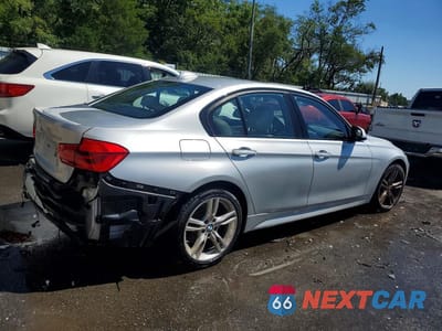 Trzecie zdjęcie samochodu z tyłu: 2018 BMW 330 XI VIN:WBA8D9C5XJEM35063 - miniatura