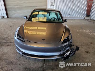 Piąte zdjęcie samochodu w środku: 2026 TESLA MODEL 3 VIN:5YJ3E1EAXTF172919 - miniatura