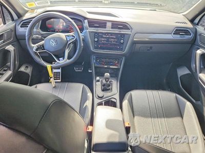 Zdjęcie 8 z 13 samochodu: 2024 VOLKSWAGEN TIGUAN SE R-LINE BLACK VIN:3VV8B7AX3RM079208 - miniatura