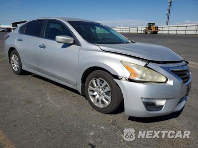 Czwarte zdjęcie samochodu z boku: 2015 NISSAN ALTIMA 2.5 S VIN:1N4AL3AP1FC461035 - miniatura