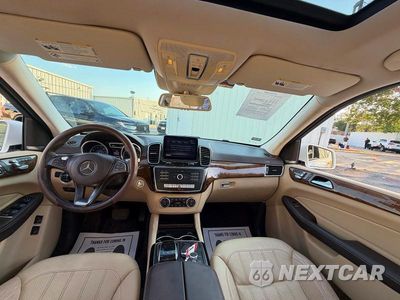 Zdjęcie 9 z 14 samochodu: 2017 MERCEDES-BENZ GLS 450 4MATIC VIN:4JGDF6EE0HA798234 - miniatura