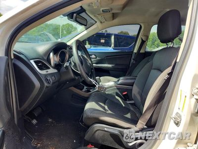 Zdjęcie 7 z 13 samochodu: 2019 DODGE JOURNEY SE VIN:3C4PDCAB1KT797658 - miniatura