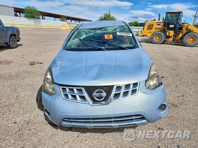 Piąte zdjęcie samochodu w środku: 2014 NISSAN ROGUE SELECT S VIN:JN8AS5MT6EW100645 - miniatura