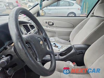 Zdjęcie 8 z 11 samochodu: 2007 CHEVROLET MONTE CARLO LS VIN:2G1WJ15K879323650 - miniatura