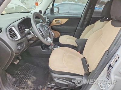 Zdjęcie 7 z 12 samochodu: 2015 JEEP RENEGADE SPORT VIN:ZACCJAAT0FPB52782 - miniatura