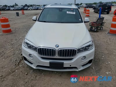 Piąte zdjęcie samochodu w środku: 2017 BMW X5 SDRIVE35I VIN:5UXKR2C31H0X05660 - miniatura
