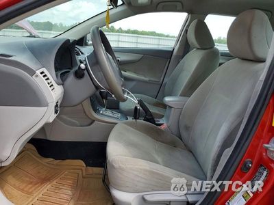 Zdjęcie 7 z 12 samochodu: 2010 TOYOTA COROLLA LE VIN:2T1BU4EE0AC417232 - miniatura