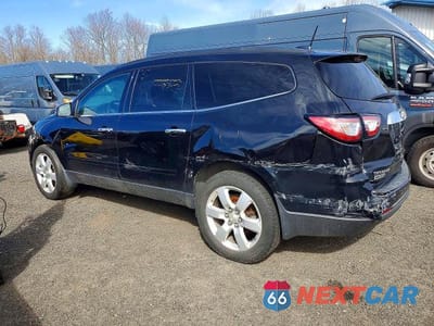 Drugie zdjęcie samochodu z przodu: 2017 CHEVROLET TRAVERSE LT VIN:1GNKVGKD2HJ295991 - miniatura