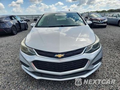 Piąte zdjęcie samochodu w środku: 2017 CHEVROLET CRUZE LT VIN:3G1BE6SM9HS587759 - miniatura