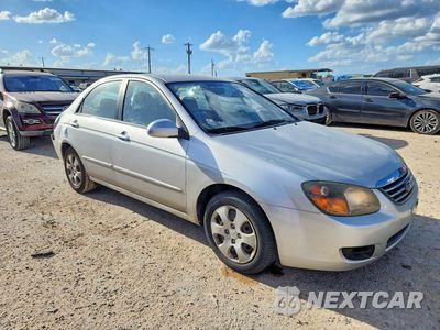 Czwarte zdjęcie samochodu z boku: 2009 KIA SPECTRA LX VIN:KNAFE221595648072 - miniatura