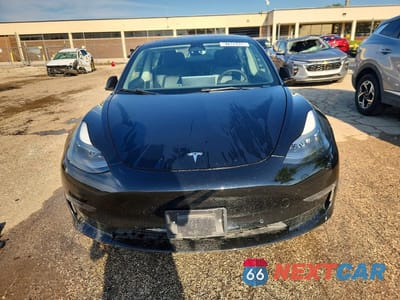 Piąte zdjęcie samochodu w środku: 2022 TESLA MODEL 3 VIN:5YJ3E1EA0NF288813 - miniatura