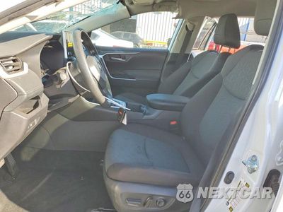 Zdjęcie 7 z 13 samochodu: 2025 TOYOTA RAV4 XLE VIN:2T3P1RFV8SW605689 - miniatura