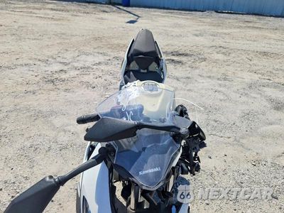 Piąte zdjęcie samochodu w środku: 2022 KAWASAKI EX400 VIN:JKAEXKG12NDAG9647 - miniatura
