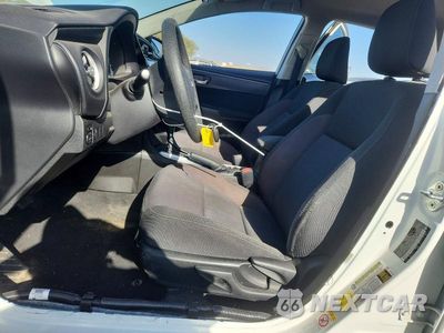 Zdjęcie 7 z 13 samochodu: 2018 TOYOTA COROLLA LE VIN:5YFBURHE5JP848366 - miniatura
