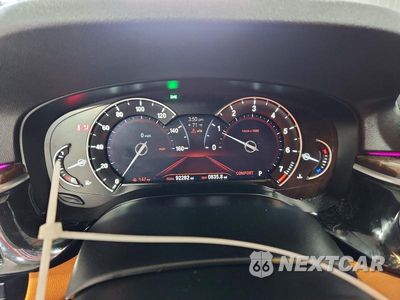Zdjęcie 9 z 12 samochodu: 2018 BMW 540 XI VIN:WBAJE7C57JG891447 - miniatura