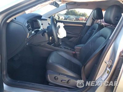 Zdjęcie 7 z 13 samochodu: 2019 VOLKSWAGEN JETTA SEL PREMIUM VIN:3VWGB7BU5KM195107 - miniatura