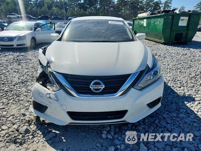 Piąte zdjęcie samochodu w środku: 2017 NISSAN ALTIMA 2.5 S VIN:1N4AL3AP4HC113524 - miniatura